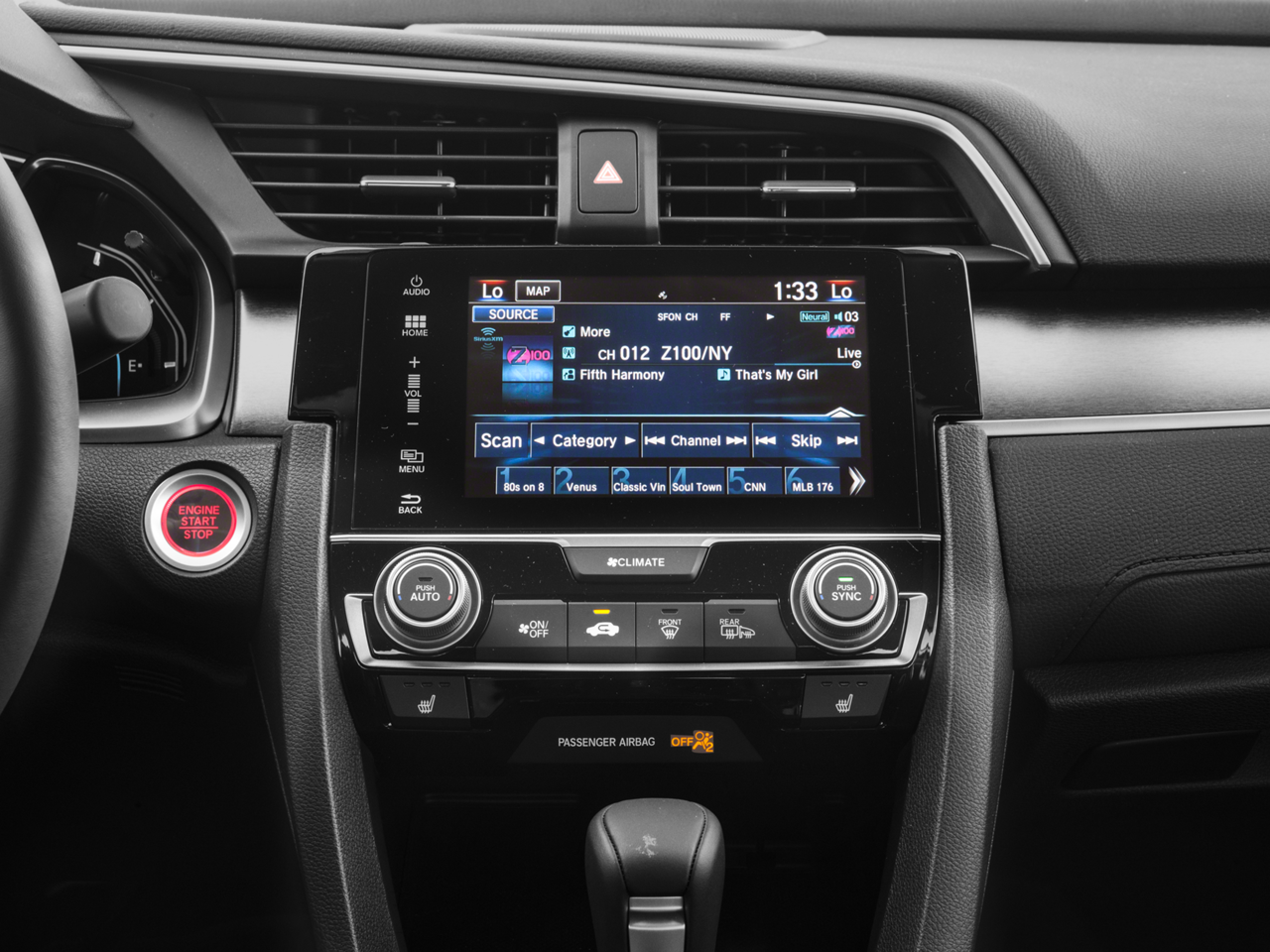 2017 Honda Civic Touring | Navigation | Moonroof | Apple CarPlay