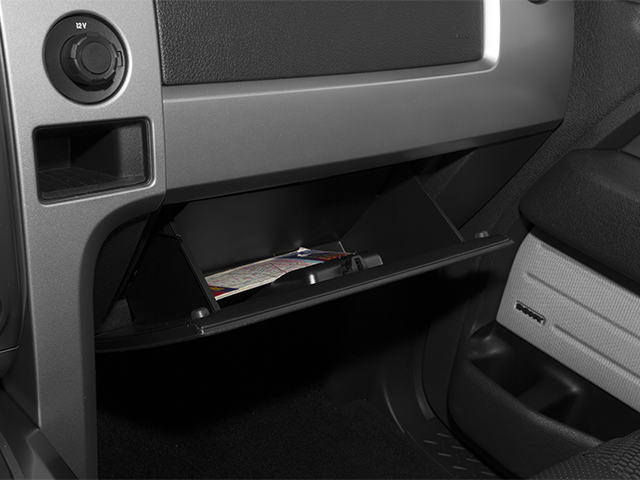 2013 Ford F-150 SVT Raptor | Luxury Pkg | Moonroof | HID Headlights