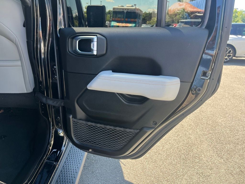 2023 Jeep Wrangler Sahara 4WD | Cold Weather Pkg | Sky One-Touch Power Top