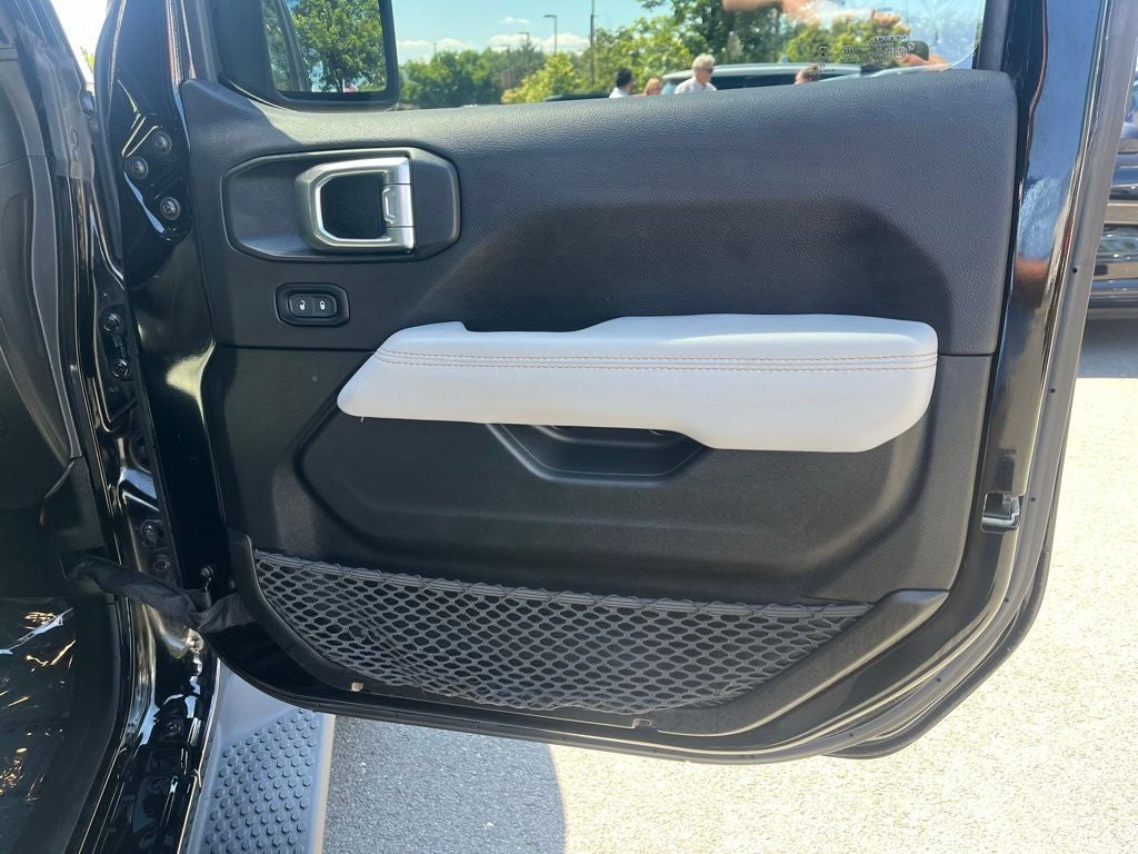 2023 Jeep Wrangler Sahara 4WD | Cold Weather Pkg | Sky One-Touch Power Top