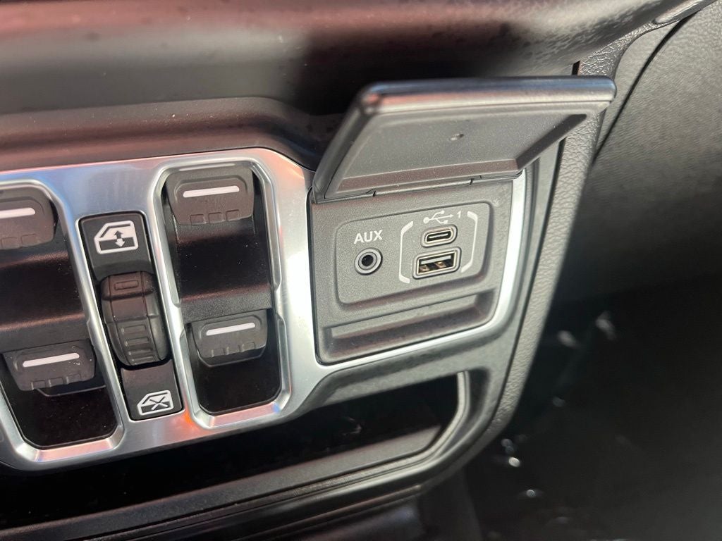 2023 Jeep Wrangler Sahara 4WD | Cold Weather Pkg | Sky One-Touch Power Top