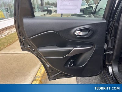 2022 Jeep Cherokee Limited 4WD | Pano Roof | BLIS | Remote Start