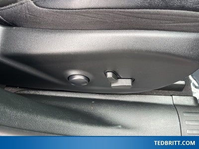 2022 Jeep Cherokee Limited 4WD | Pano Roof | BLIS | Remote Start