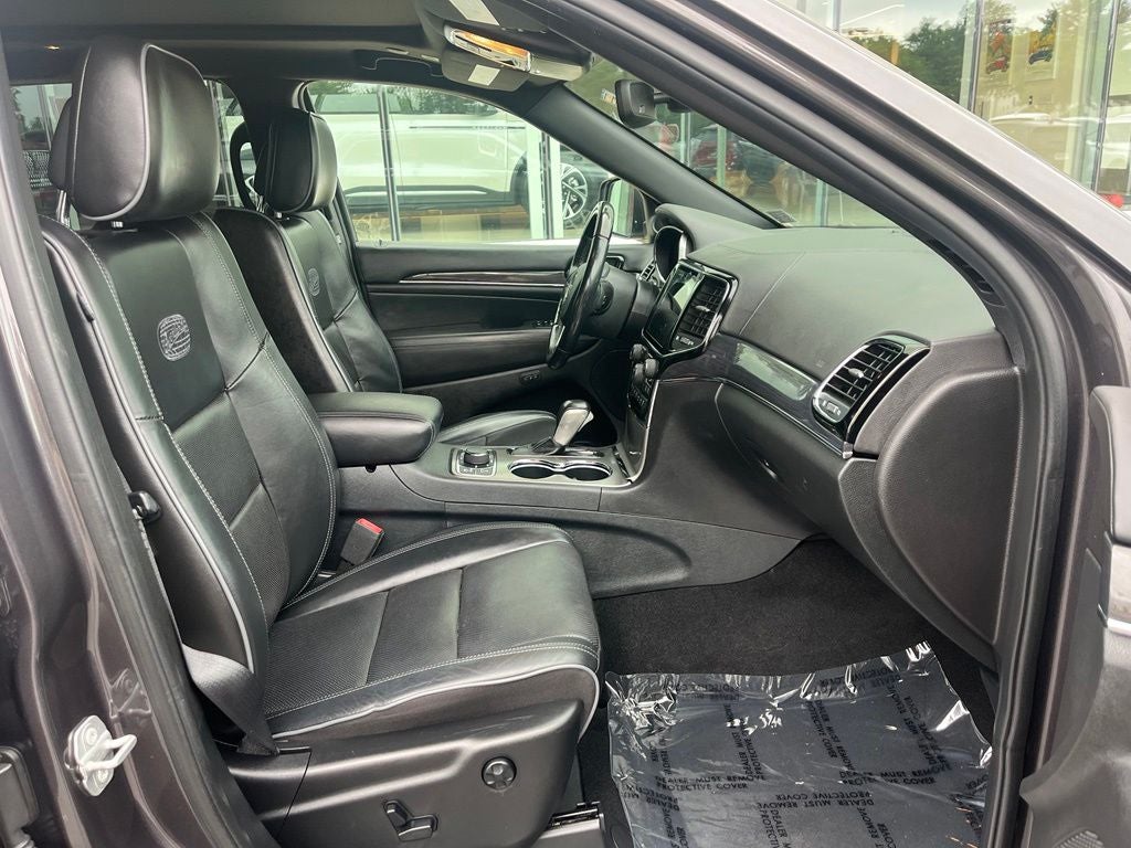 2020 Jeep Grand Cherokee Overland 4WD | Moonroof | Protech II | Adaptive Cruise
