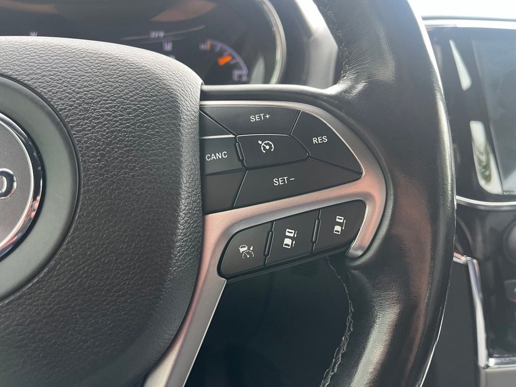 2020 Jeep Grand Cherokee Overland 4WD | Moonroof | Protech II | Adaptive Cruise