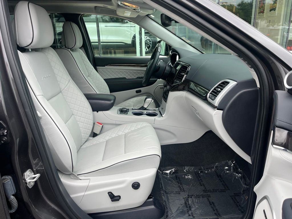 2021 Jeep Grand Cherokee Summit 4x4 | Pano Roof | BLIS | Platinum Pkg