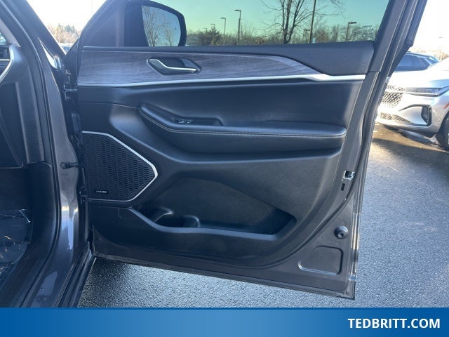 2022 Jeep Grand Cherokee L Limited | Remote Start | Adaptive Cruise | Pano Moonroof |