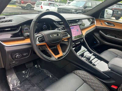 2025 Jeep Grand Cherokee L Summit 4WD | Pano Roof | 360 Cam | 23U Pkg