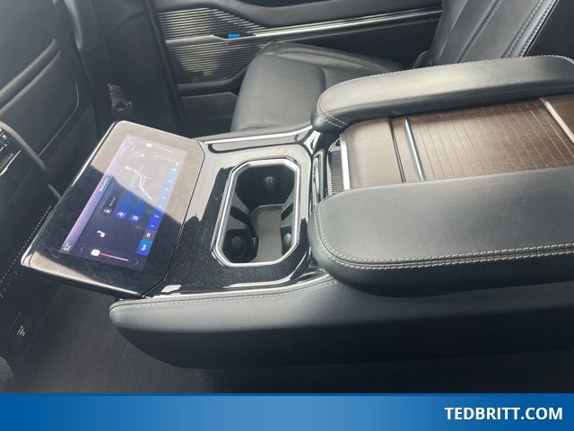 2024 Jeep Grand Wagoneer L Base 4WD | Pano Roof | 360 Camera | HUD