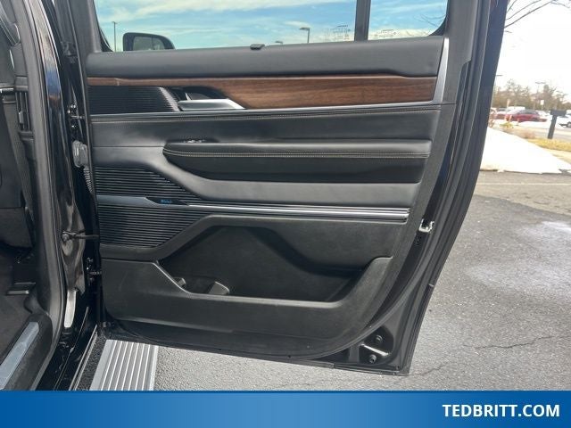 2024 Jeep Grand Wagoneer L Base 4WD | Pano Roof | 360 Camera | HUD