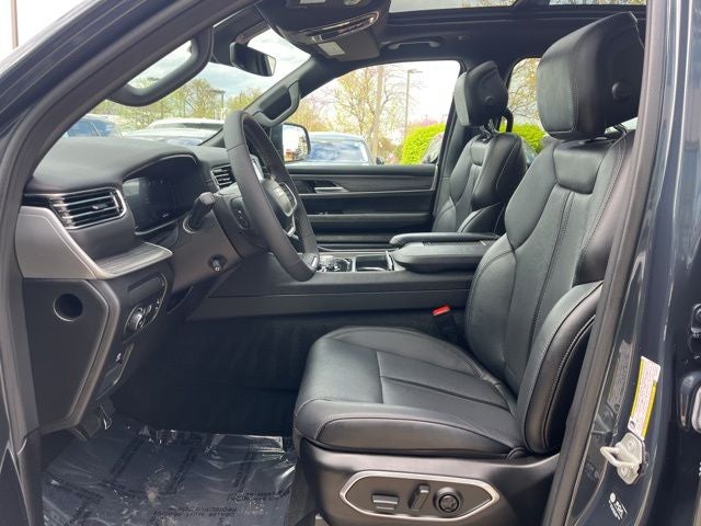 2024 Jeep Wagoneer Series III 4WD | Pano Roof | 360 Cam | HUD | Permium Pkg