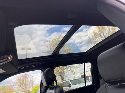 2024 Jeep Wagoneer Series III 4WD | Pano Roof | 360 Cam | HUD | Permium Pkg
