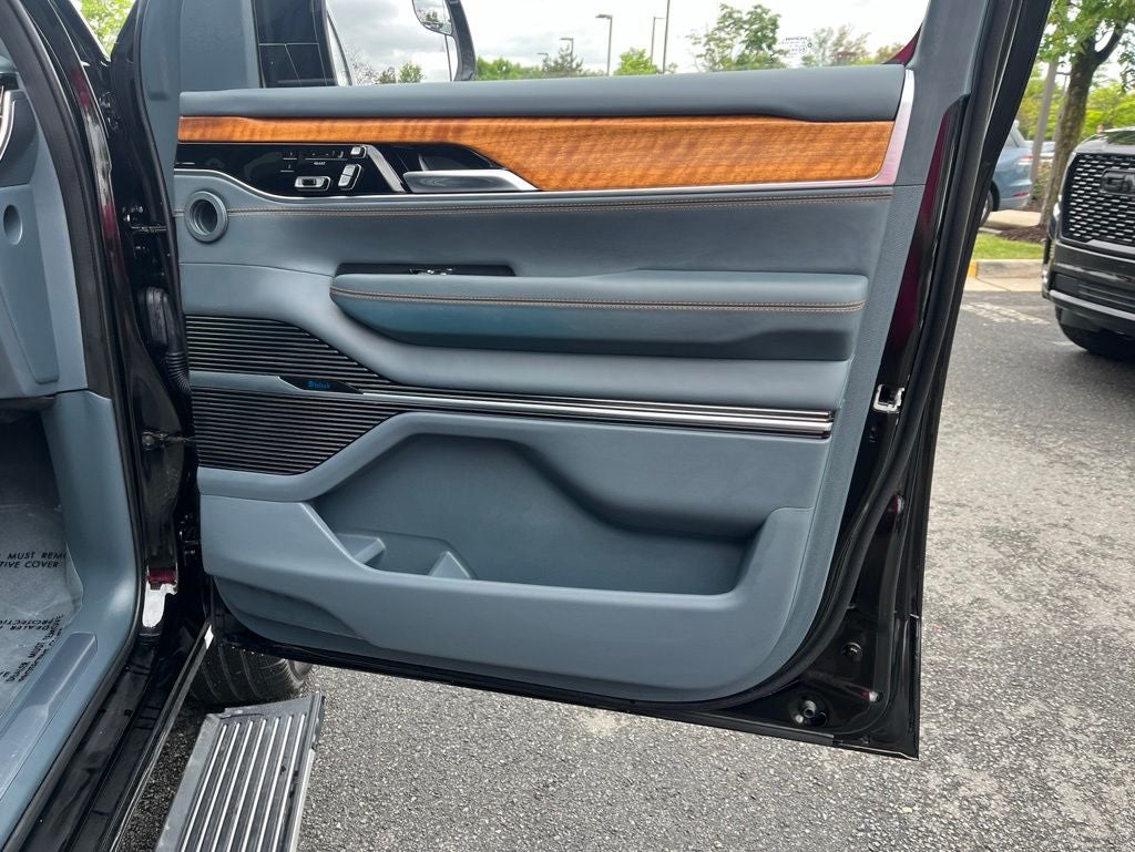 2022 Jeep Grand Wagoneer Series III | Pano Moonroof | HUD | 360 Cam | BLIS |