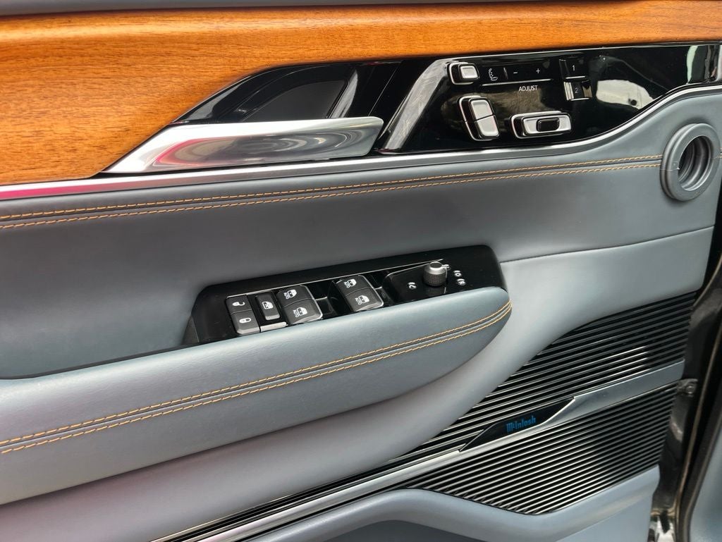 2022 Jeep Grand Wagoneer Series III | Pano Moonroof | HUD | 360 Cam | BLIS |