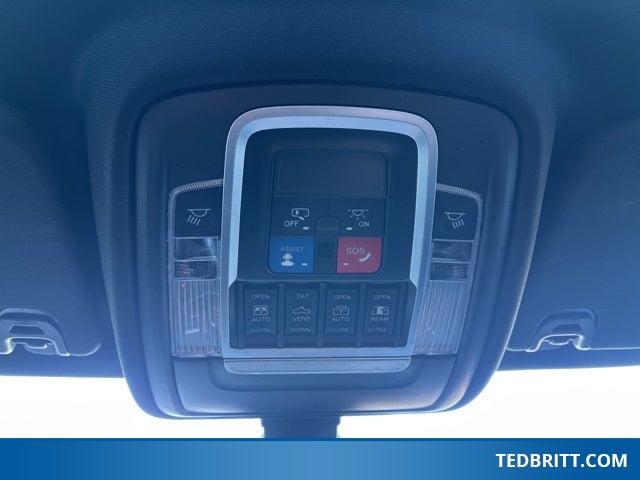 2022 RAM 1500 Big Horn/Lone Star | Night Edition | Pano Moonroof |