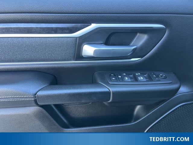 2022 RAM 1500 Big Horn/Lone Star | Night Edition | Pano Moonroof |