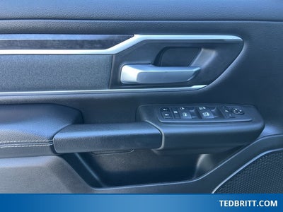 2022 RAM 1500 Big Horn/Lone Star | Night Edition | Pano Moonroof |