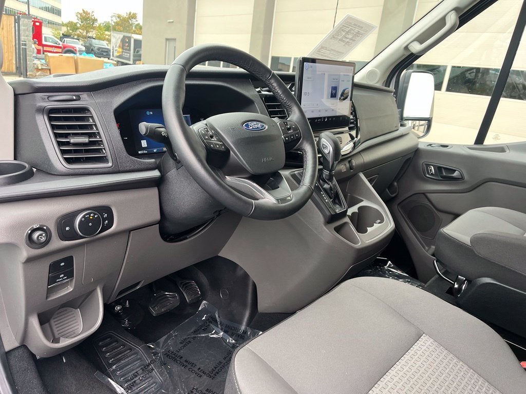 2026 Ford Transit-350 XLT Medium Roof | 15-Passenger