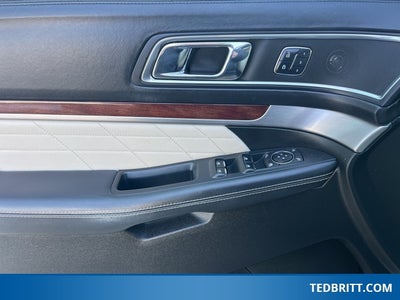 2017 Ford Explorer Platinum 4WD | Sunroof | Adaptive Cruise | Trailer Tow