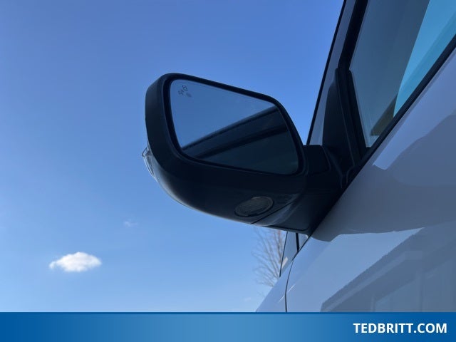 2017 Ford Explorer Platinum 4WD | Sunroof | Adaptive Cruise | Trailer Tow