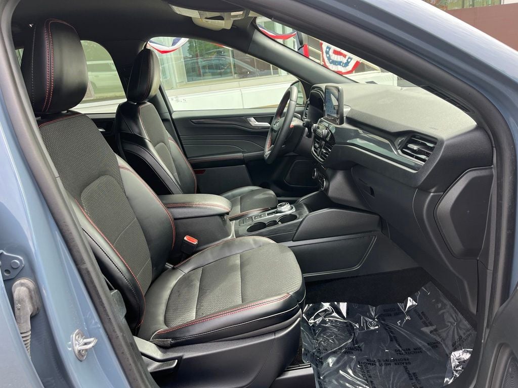 2025 Ford Escape Hybrid ST-Line | BLIS | SYNC 4 | FordPass Connect