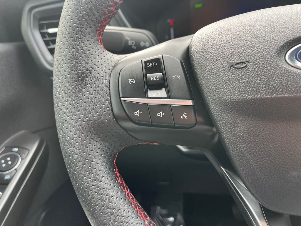 2025 Ford Escape Hybrid ST-Line | BLIS | SYNC 4 | FordPass Connect