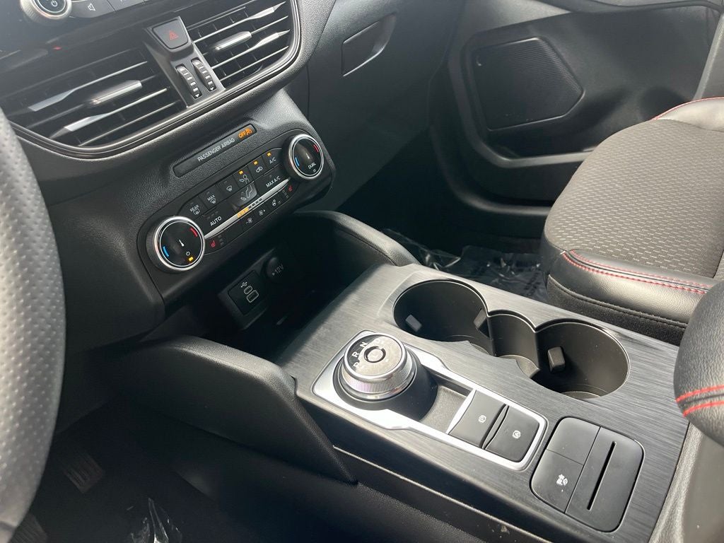 2025 Ford Escape Hybrid ST-Line | BLIS | SYNC 4 | FordPass Connect