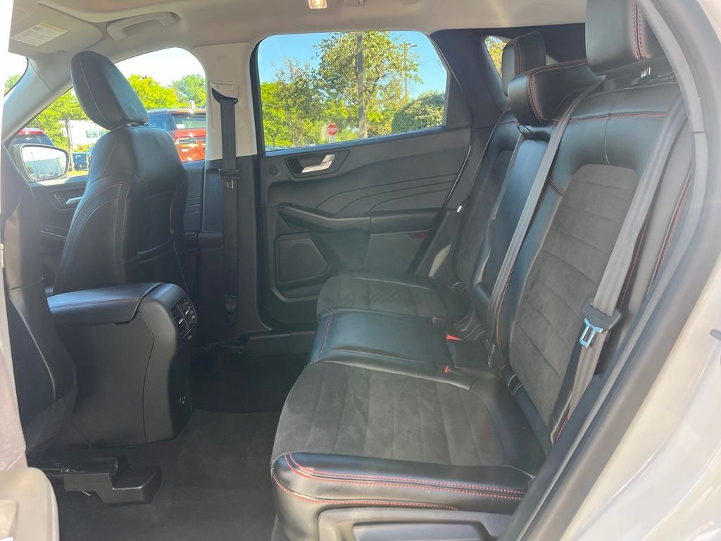 2022 Ford Escape SEL AWD | Pano Roof | Tech Pkg | Stealth Pkg