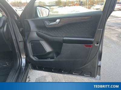 2020 Ford Escape Titanium AWD | Remote Start | Adaptive Cruise | Trailer Tow