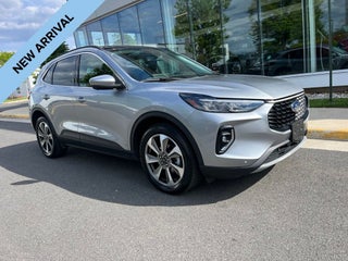 2023 Ford Escape Platinum AWD | Pano Roof | Premium Tech Pkg | 360 Cam | BLI