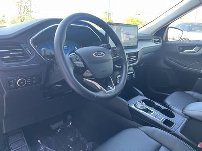 2025 Ford Escape Hybrid Platinum AWD | Nav | Pano Roof | BLIS | Remote Start