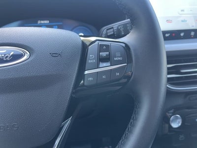 2025 Ford Escape Hybrid Platinum AWD | Nav | Pano Roof | BLIS | Remote Start