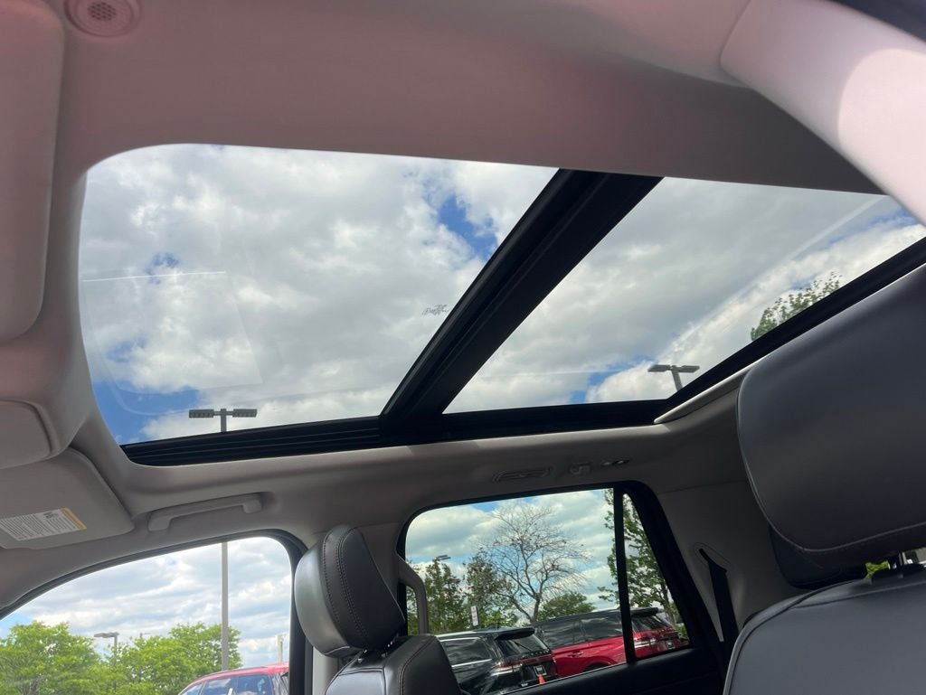 2025 Ford Expedition Max Active 4WD | Pano Moonroof | 360 Cam | HD Tow Pkg