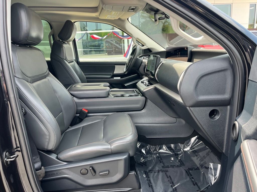 2025 Ford Expedition Max Active 4WD | Pano Roof | 360 Cam | BLIS | HD Tow