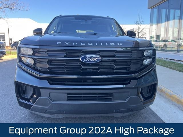 2025 Ford Expedition Max Active 4WD | Pano Roof | 360 Camera | HD Tow Pkg