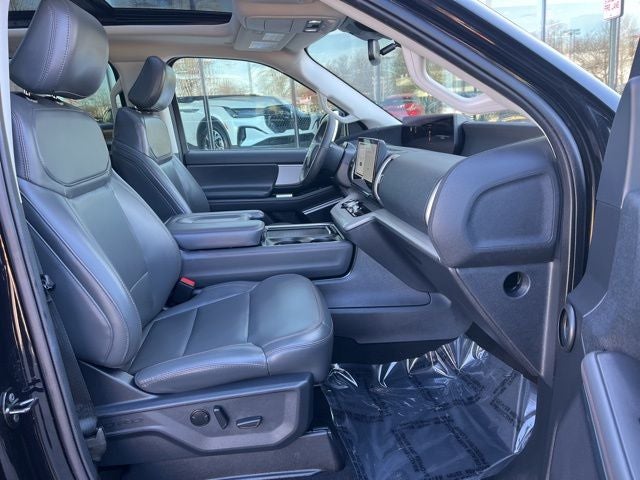 2025 Ford Expedition Max Active 4WD | Pano Roof | 360 Camera | HD Tow Pkg