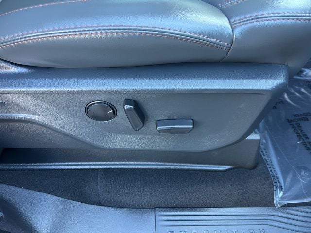 2025 Ford Expedition Max Active 4WD | Pano Roof | 360 Camera | HD Tow Pkg