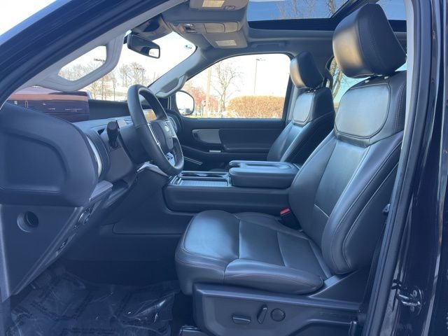 2025 Ford Expedition Max Active 4WD | Pano Roof | 360 Camera | HD Tow Pkg