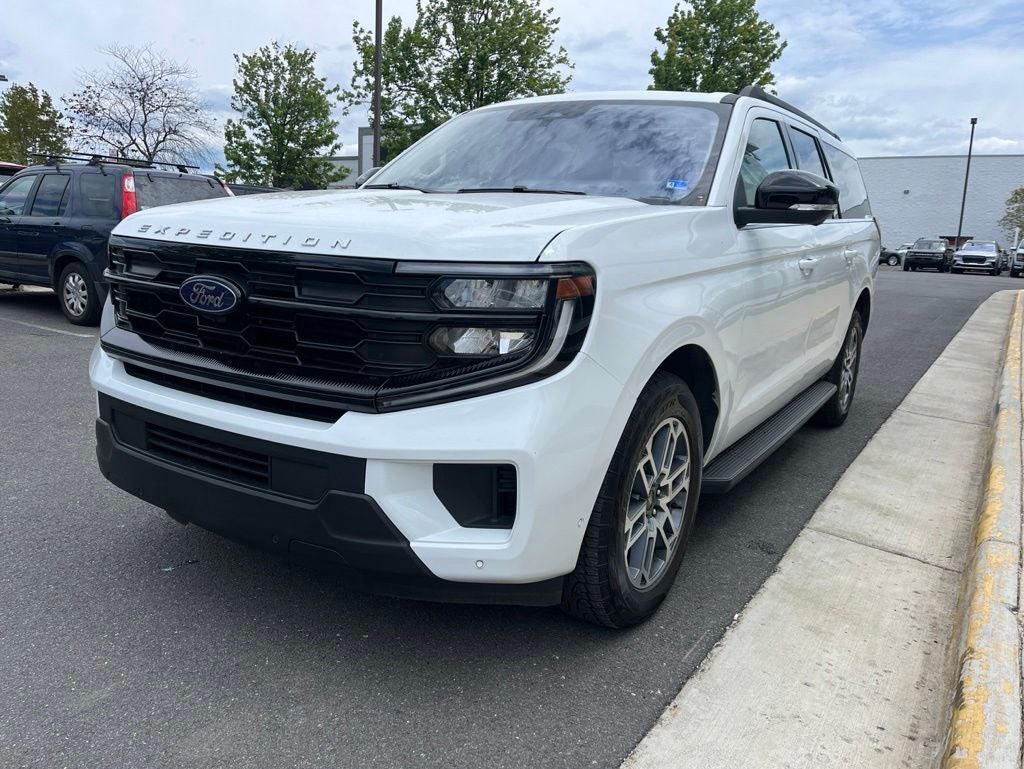 2025 Ford Expedition Max Active 4WD | Pano Roof | 360 Cam | BLIS | HD Tow Pkg