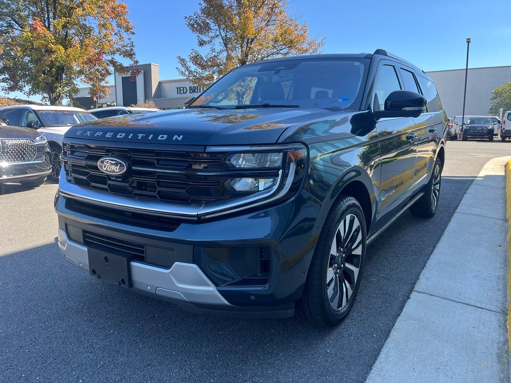 2025 Ford Expedition Max Platinum 4WD | Pano Roof | 360 Cam | BLIS | HD Tow Pkg