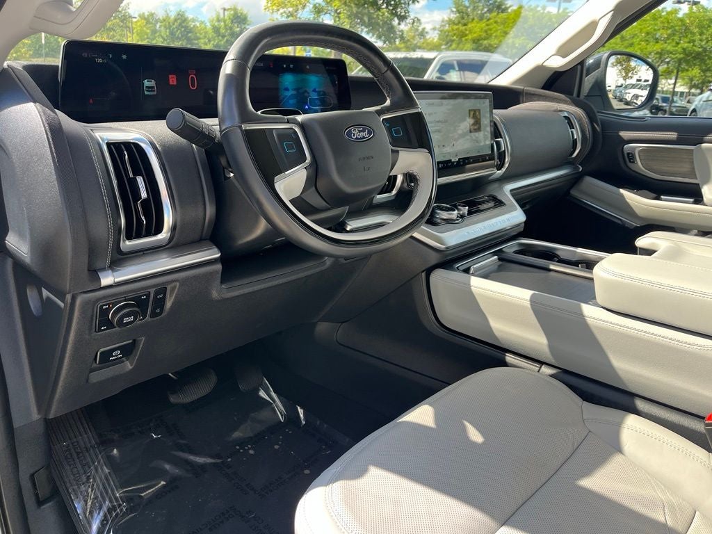 2025 Ford Expedition Max Platinum 4WD | Pano Roof | 360 Cam | BLIS | HD Tow Pkg
