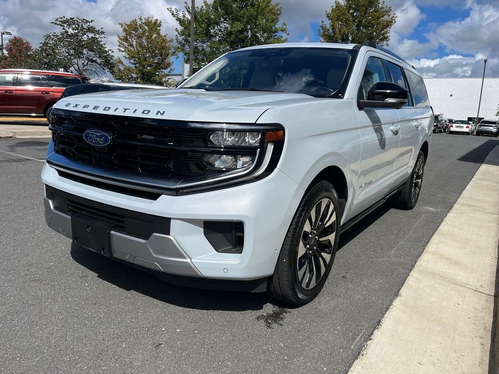 2025 Ford Expedition Max Platinum 4WD | Pano Roof | 360 Cam | BLIS | HD Tow Pkg