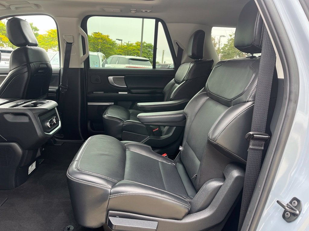 2025 Ford Expedition Max Platinum 4WD | Pano Roof | 360 Cam | BLIS | LKAS