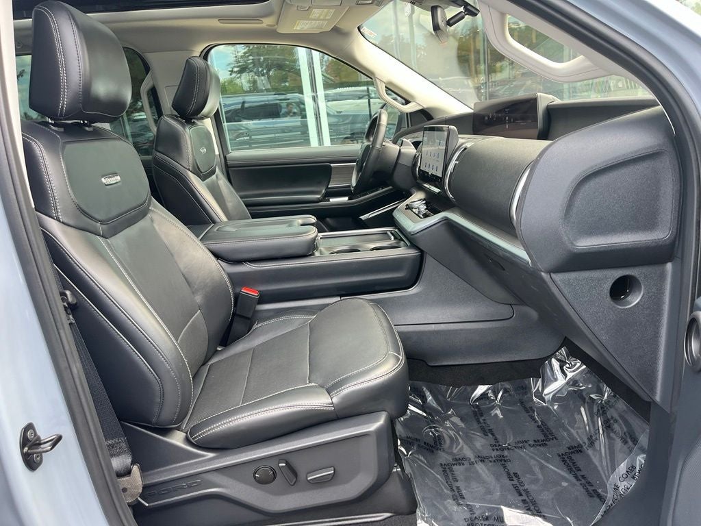 2025 Ford Expedition Max Platinum 4WD | Pano Roof | 360 Cam | BLIS | HD Tow Pkg