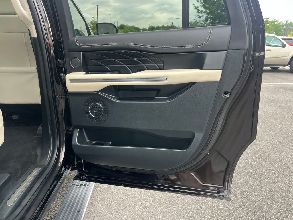 2021 Ford Expedition Max Platinum 4WD | Pano Roof | 360 Cam | Class IV Tow