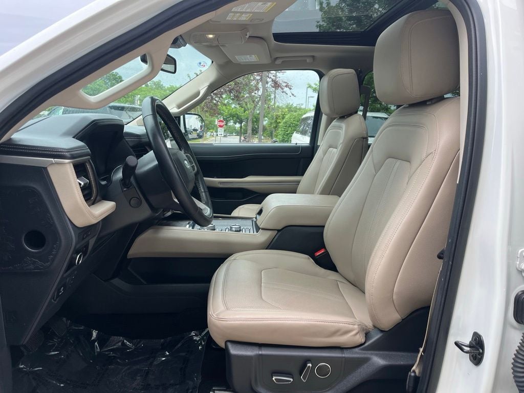 2023 Ford Expedition Max Limited 4WD | Pano Roof | Entertain Pkg | HD Tow Pkg