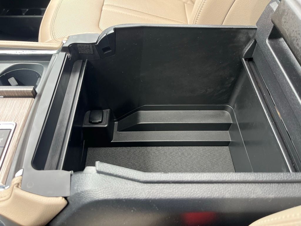 2023 Ford Expedition Max Limited 4WD | Pano Roof | Entertain Pkg | HD Tow Pkg