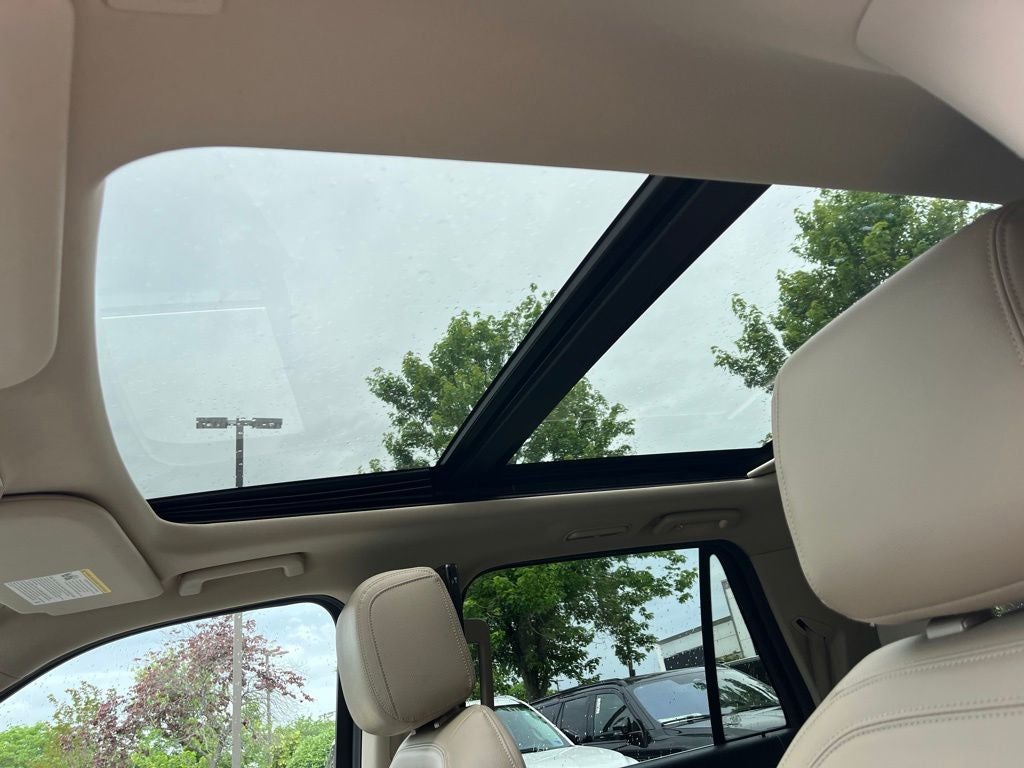 2023 Ford Expedition Max Limited 4WD | Pano Roof | Entertain Pkg | HD Tow Pkg