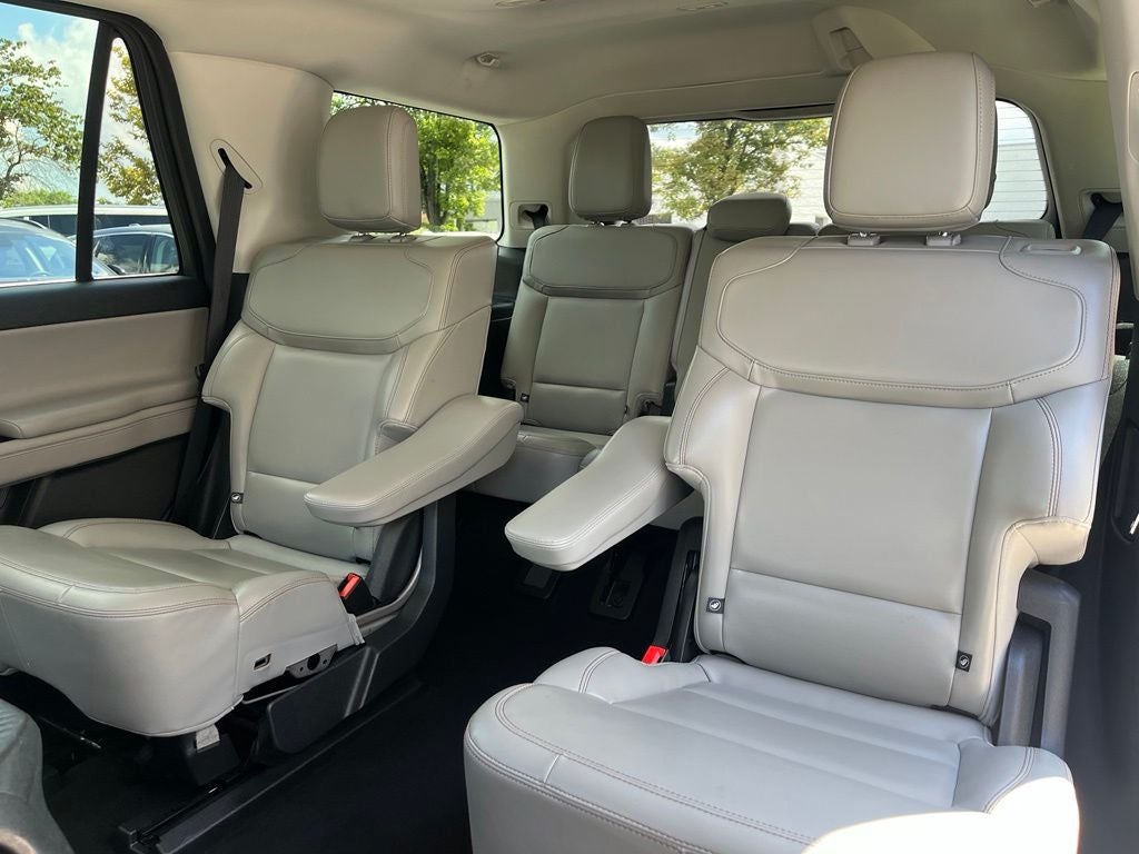 2025 Ford Expedition Active 4WD | Pano Roof | 360 Cam | BLIS | HD Tow Pkg