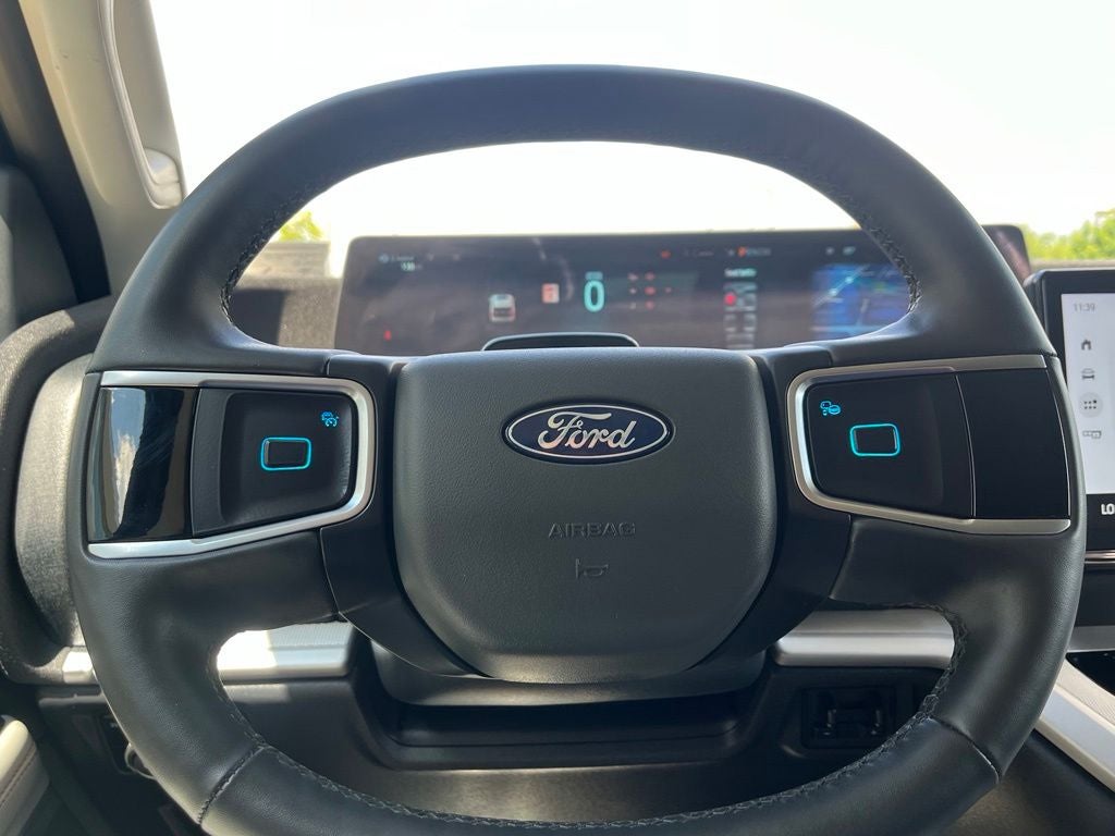 2025 Ford Expedition Active 4WD | Pano Roof | 360 Cam | BLIS | HD Tow Pkg
